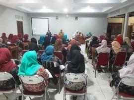 Rapat Koordinasi Rutin Kader Posyandu dan Pemeriksaan Kesehatan Gratis di Kalurahan Giripanggung
