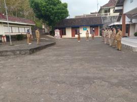 Pemerintah Kalurahan Giripanggung Gelar Apel Rutin, Lurah Tekankan Disiplin Tugas