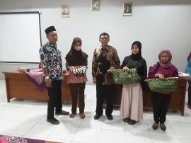 Gerakan Orangtua Asuh Cegah Stunting (Genting) Digelar di Kalurahan Giripanggung