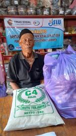 8 KPM Kalurahan Giripangung Terima JSLU September 2025 Dari Dinas Sosial Pemerintah DIY