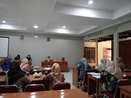 Penyuluhan Pola Asuh Anak dan Remaja di Era Digital Oleh Pokja I TP PKK Kalurahan