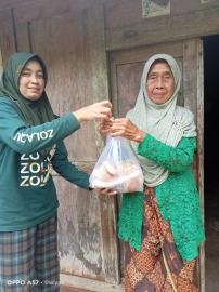 Pemerintah Kalurahan Giripanggung Salurkan PMT untuk Lansia Periode Desember