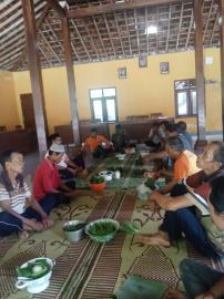 Tradisi Ruwahan : Warga Trenggulun Bersatu dalam Doa dan Kebersamaan