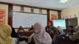 Kamituwa Giripanggung Hadiri Rapat Koordinasi Data Tunggal Sosial Ekonomi Nasional di Dinsos PPPA