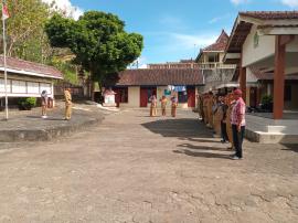 Pemkal Giripanggung Laksanakan Apel Rutin Senin, Tekankan Kedisiplinan dan Keamanan Wilayah