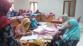 Kader Posyandu Giripanggung Gelar Rakor dan Evaluasi Triwulanan, Disertai Penyaluran Insentif