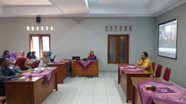 Hari Pertama Pelatihan Pengelolaan Sampah, Kalurahan Giripanggung Bahas Kebijakan Pengelolaan Sampah