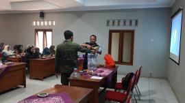 Pemkal Giripanggung Gelar Pelatihan Pengelolaan Sampah Hari Kedua, Praktik Olah Sampah Organik